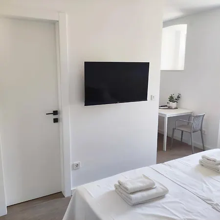Nik Studio Apartment *