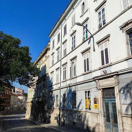 Apartment Nik Studio Pula